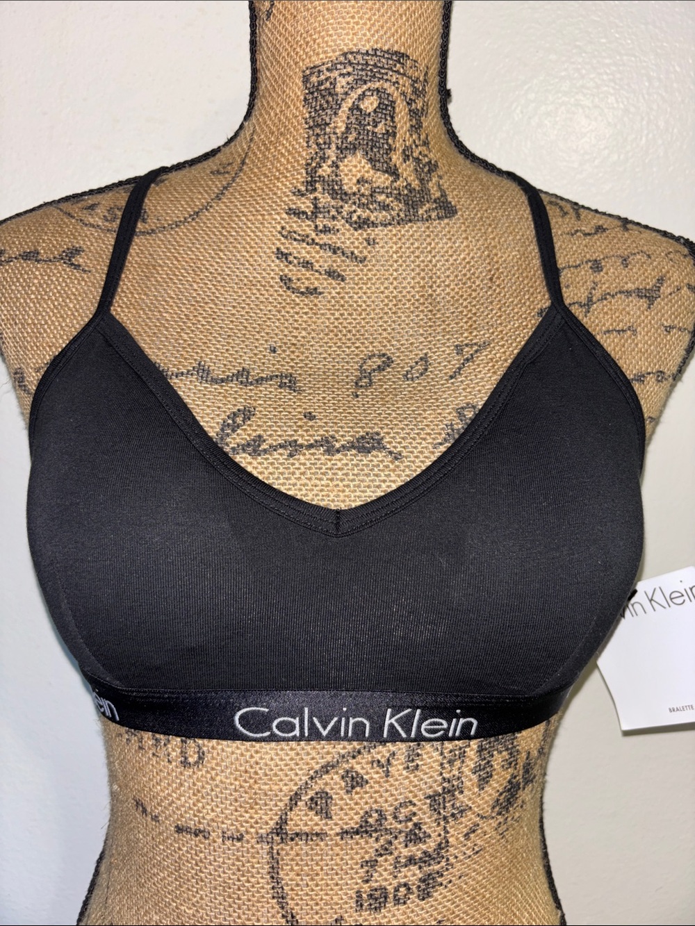 Calvin Klein Sz S Black Wireless Logo Bralette w softly padded w darts